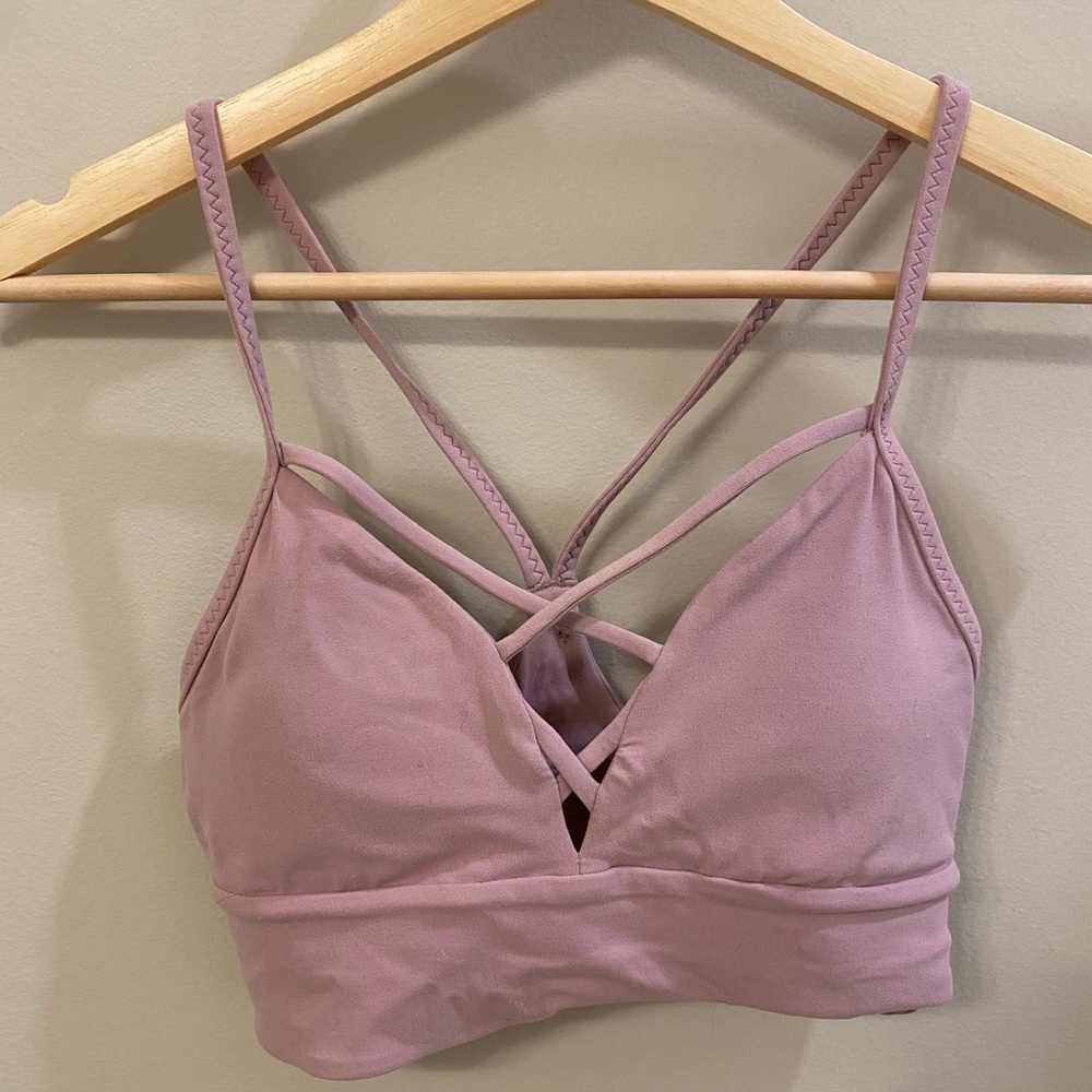 Lululemon sports bra top